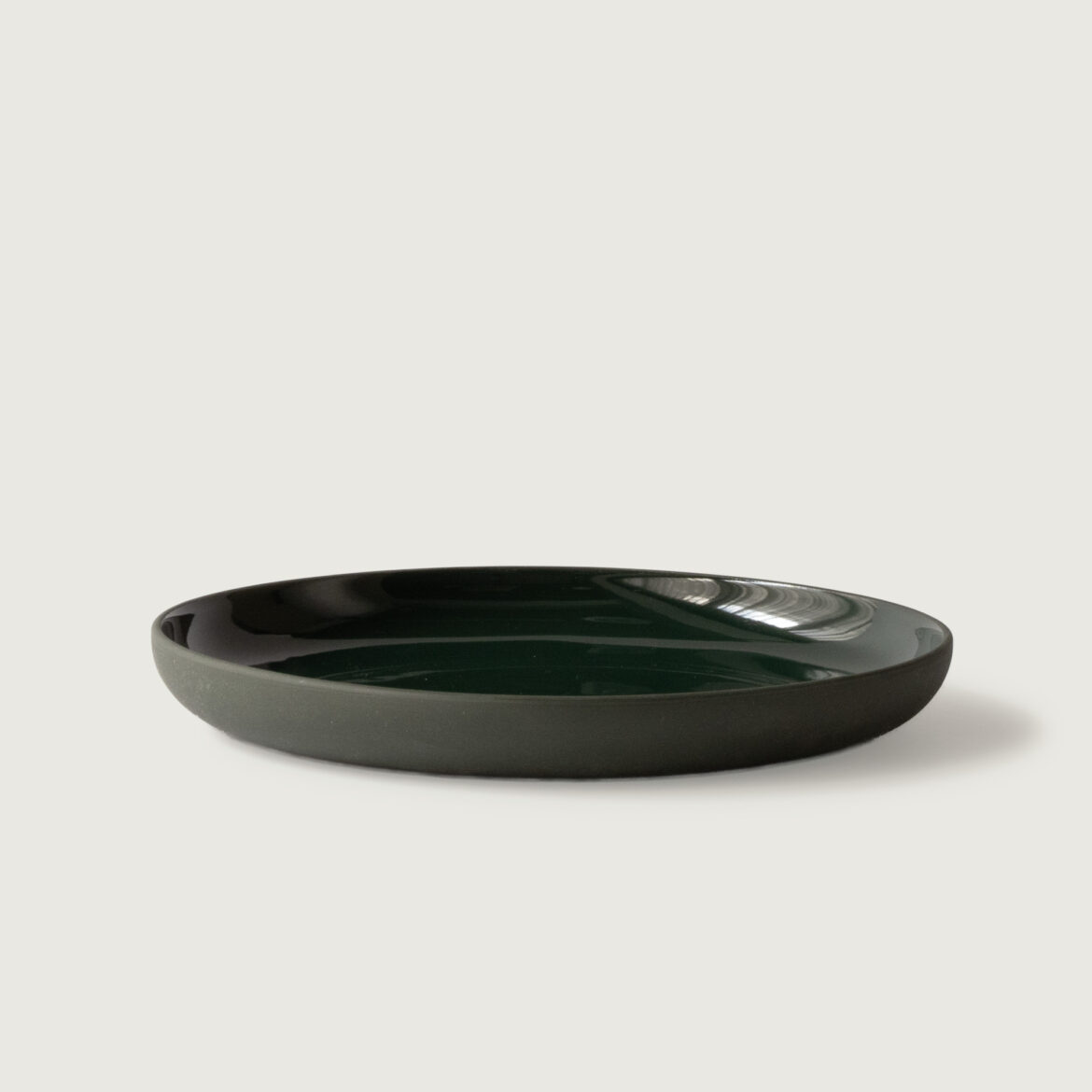 STONEWARE ROUND PLATE M deep green