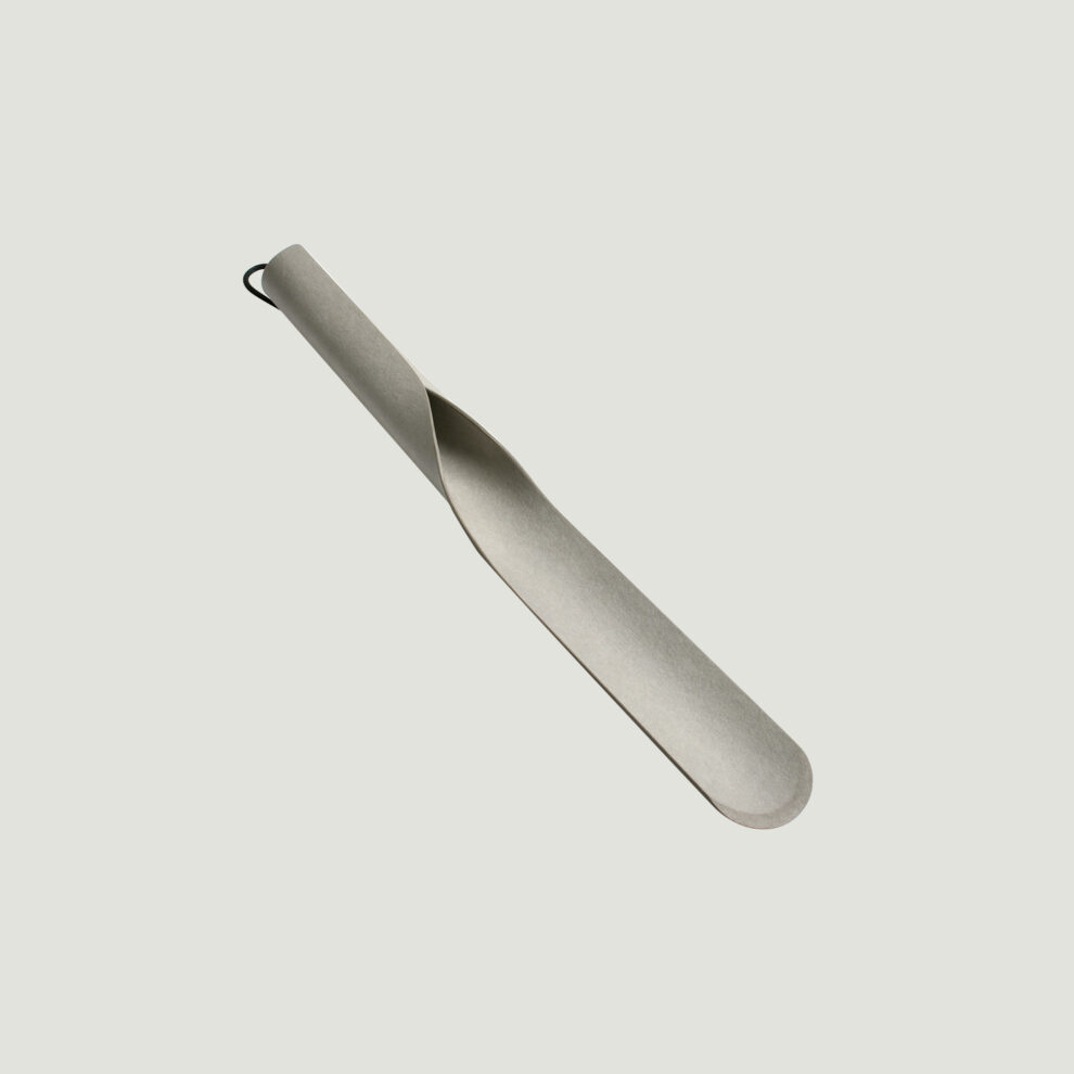 SHOEHORN short