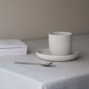 lifestyle GRAIN on the table